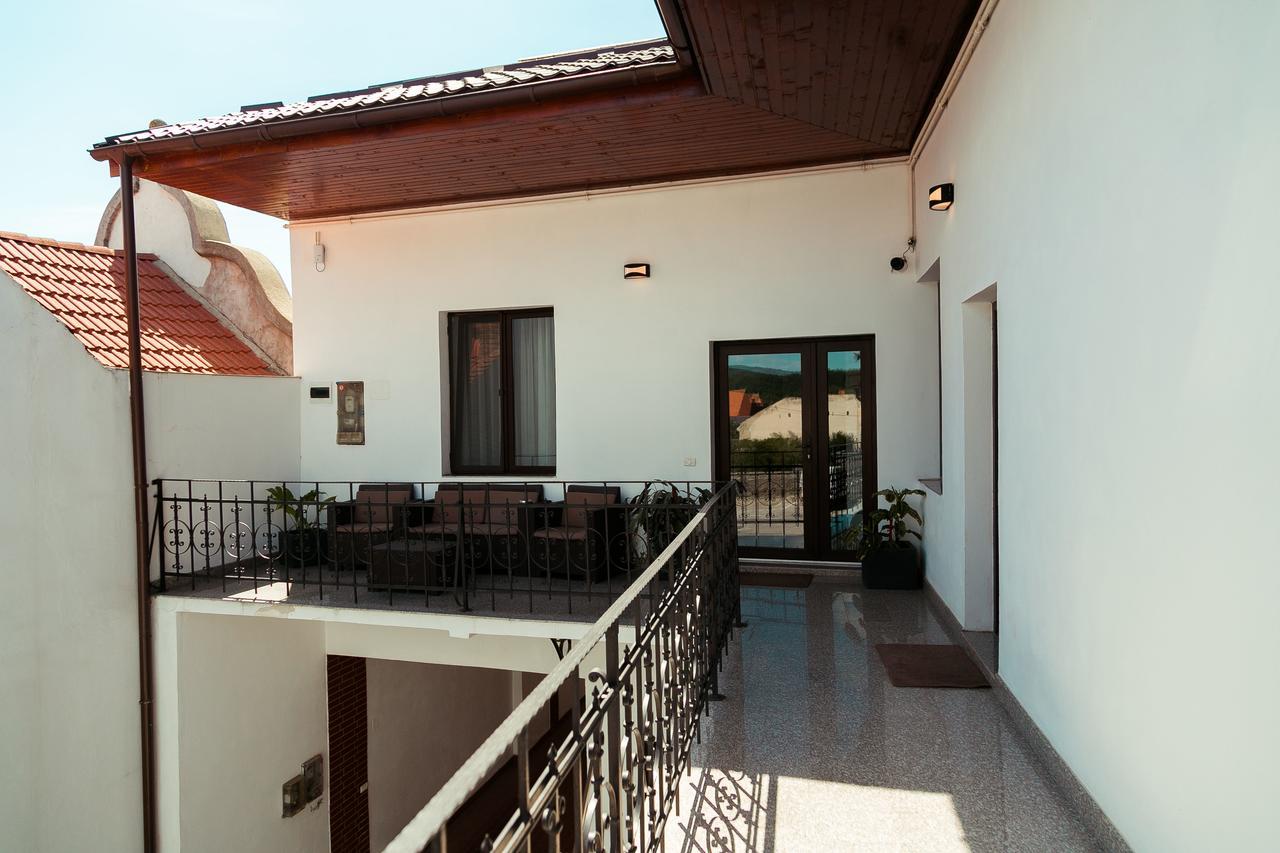 Elegant House Hotel Făgăraş Exterior foto